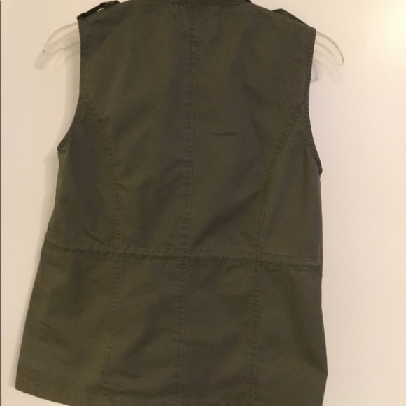 Chlad Madele Green Vest  Size Small $45 - Picture 12 of 16